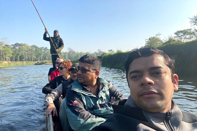 45 Minutes Canoeing at Rapti River in Chitwan National Park - Getting the Most Out of Your River Time