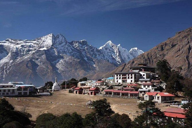Everest Base camp Trek-12 days - The real value: $1,400 that covers the big-ticket stuff