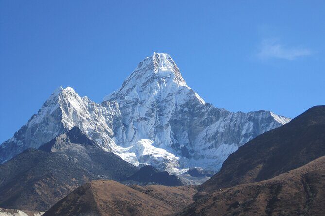 Everest Base Camp Trek - Lobuche: glacier moraine walking and the memorial wall effect