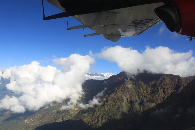 Everest Flights from Kathmandu - What you can see besides Everest: the big neighbors