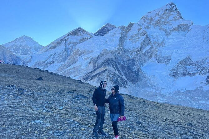 Everest Panorama Helicopter Tour - Overflight via Kalapatther to the Everest Base Camp Area