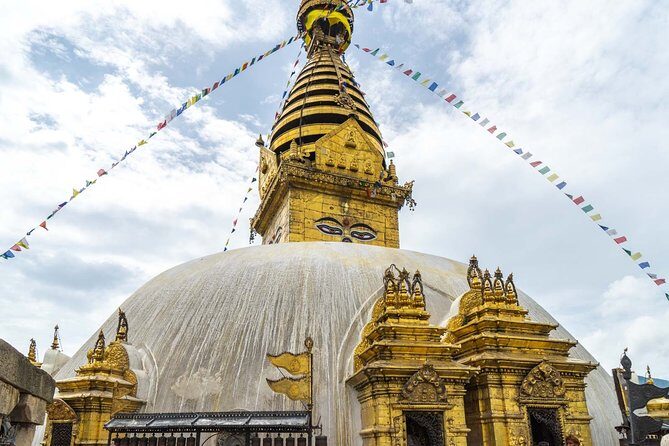Explore Nepal In A Week – 7 Days - Back to Kathmandu: Farewell Dinner and a Clean Finish