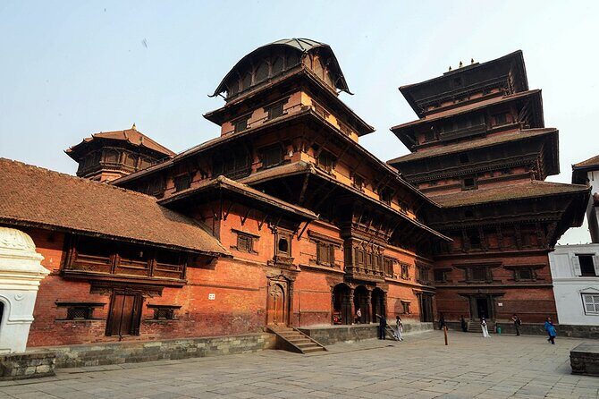 Full Day Private Tour of Seven World Heritage Sites in Kathmandu - Boudhanath Stupa: the Buddhist anchor of the day