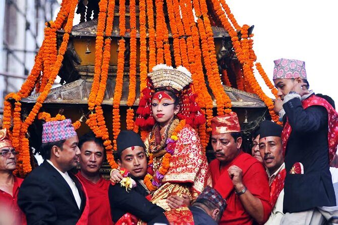 Full Day Private Tour of Seven World Heritage Sites in Kathmandu - Pashupatinath and Changu Narayan: two Hindu worlds in the same day
