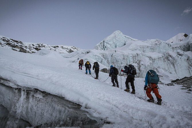 Island Peak Adventure - Price and value for a 6,000m climb: what $2,240 covers