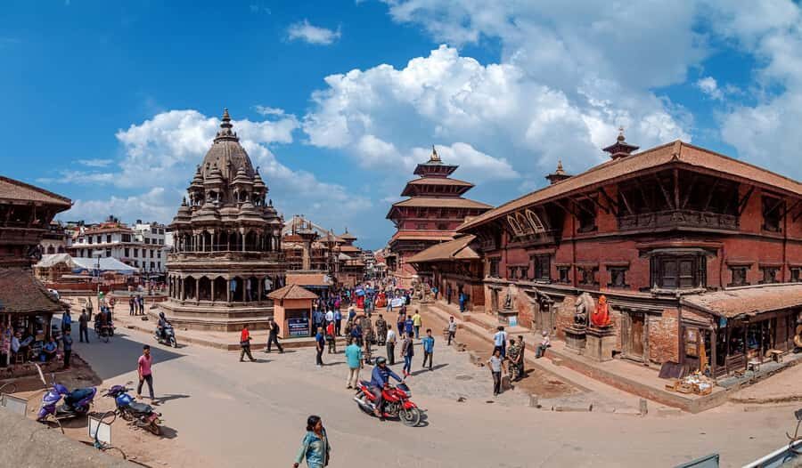 Kathmandu: 7 UNESCO Sites with Lunch - Bhaktapur Durbar Square: Medieval Architecture You Can Still Feel