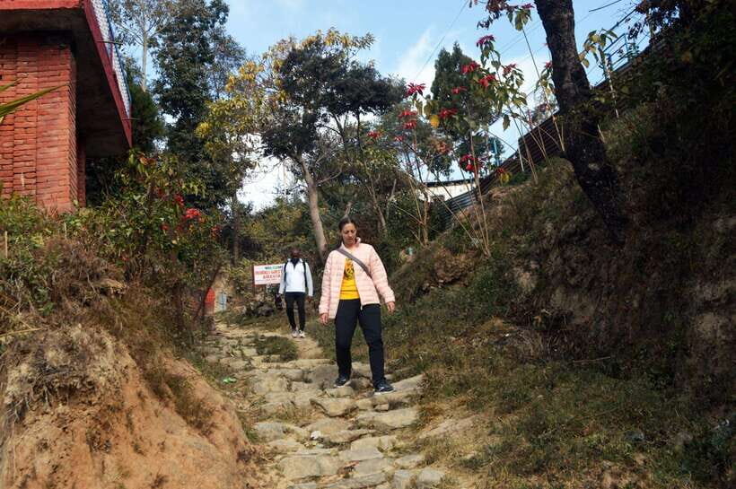 Kathmandu: Dhulikhel to NamoBuddha Day Hike with Lunch - Lunch in the Middle of Nowhere: Nepali Thali or Momo