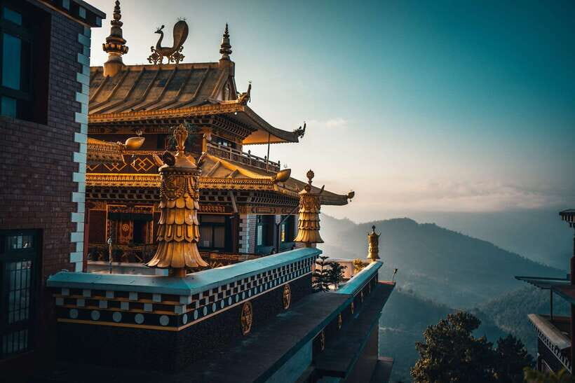 Kathmandu: Dhulikhel to NamoBuddha Day Hike with Lunch - Dhulikhel Start: Zipline If You Want a Thrill Before the Steps