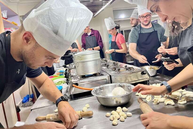 Kathmandu: Local Lead Traditional Momo-Making Class & Pickup - The steaming part: timing matters more than you’d think