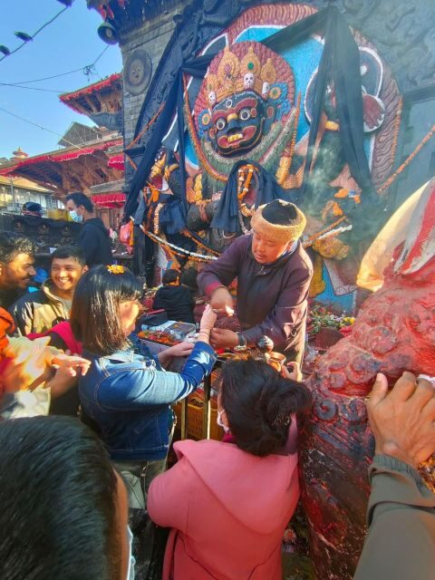 Kathmandu Secret Food Crawl & Local Market Tour - What You’ll Eat: Newari Classics Plus Kathmandu Street Snacks
