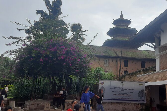 Kathmandu Top 4 or 2 UNESCO World Heritage Sites Day Tour - Boudhanath Stupa and the Tibetan Buddhist atmosphere