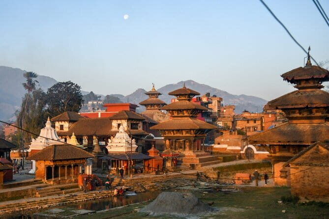 Kathmandu UNESCO World Heritage Tour - Pashupatinath Temple and Boudhanath Stupa: two faiths, one day plan
