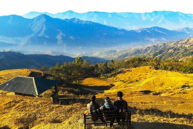 Nagarkot Sunrise View & Day Hiking with Lunch - Private/Group - Stop 2: the Nagarkot Panoramic Hiking Trail and why downhill is your friend