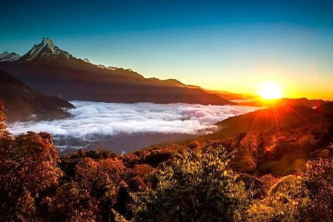 Nagarkot Sunrise View & Day Hiking with Lunch - Private/Group - Lunch box: simple food that keeps the day on track