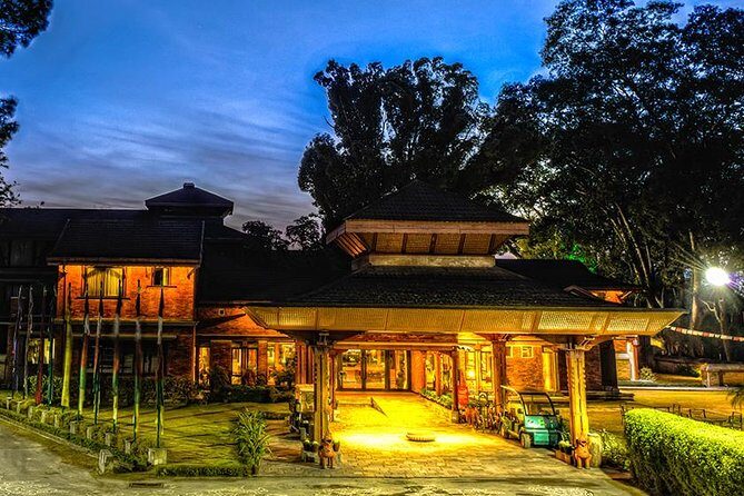 Nepal in Luxury: Kathmandu, Chitwan & Pokhara Escape – 8 Days - Day 1 in Kathmandu: arrival, visa, and a smooth first evening