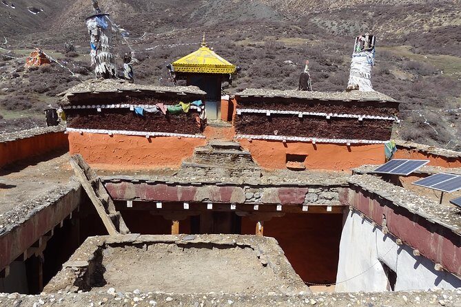 Upper Mustang Classic Trek with Local guide - Chhuksang to Samar: Start Trekking From the Mustang Side